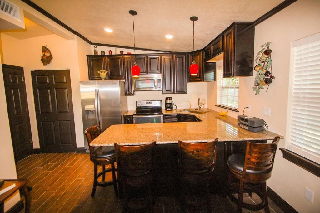 Tahitian Cottage - Heated Pool Walk To The Beach Cocoa Beach Exterior foto