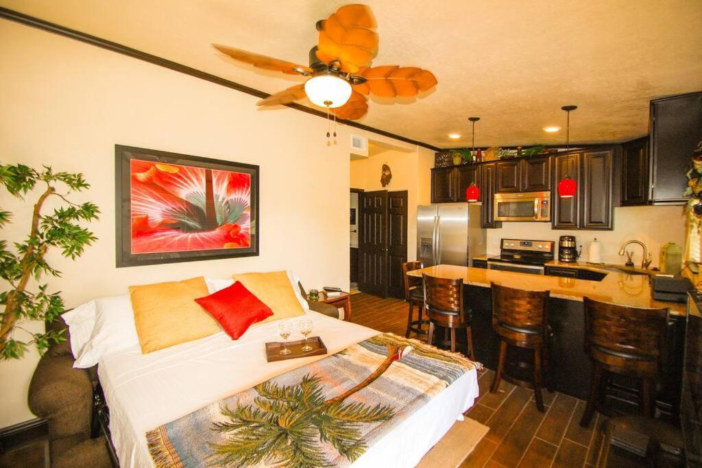 Tahitian Cottage - Heated Pool Walk To The Beach Cocoa Beach Exterior foto
