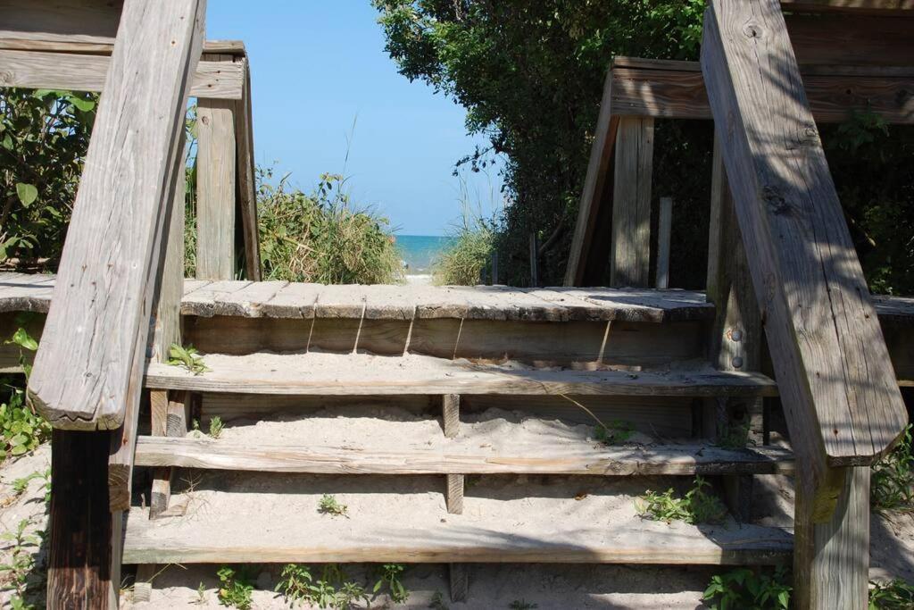 Tahitian Cottage - Heated Pool Walk To The Beach Cocoa Beach Exterior foto